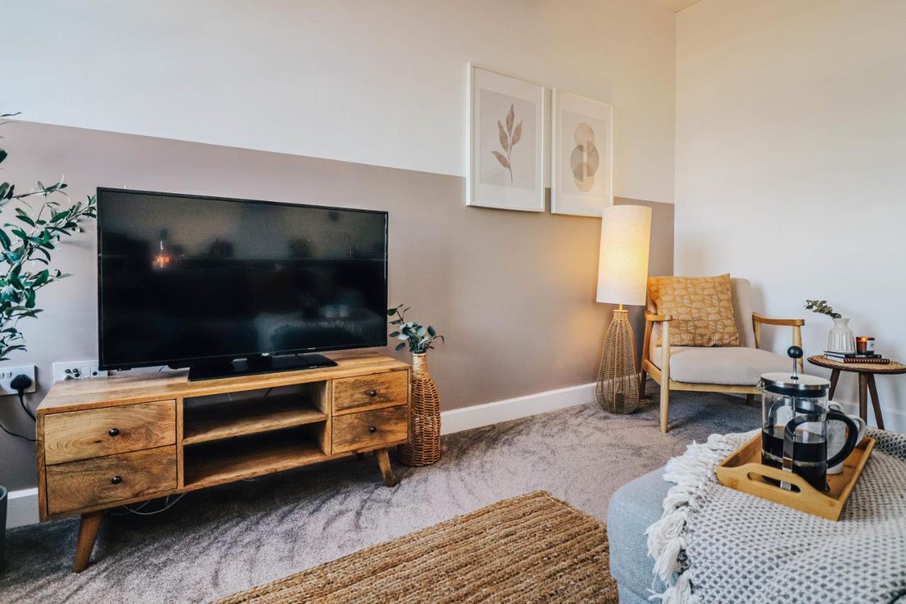 Principality View Apartment Two, By Solace Stays Cardiff Kültér fotó
