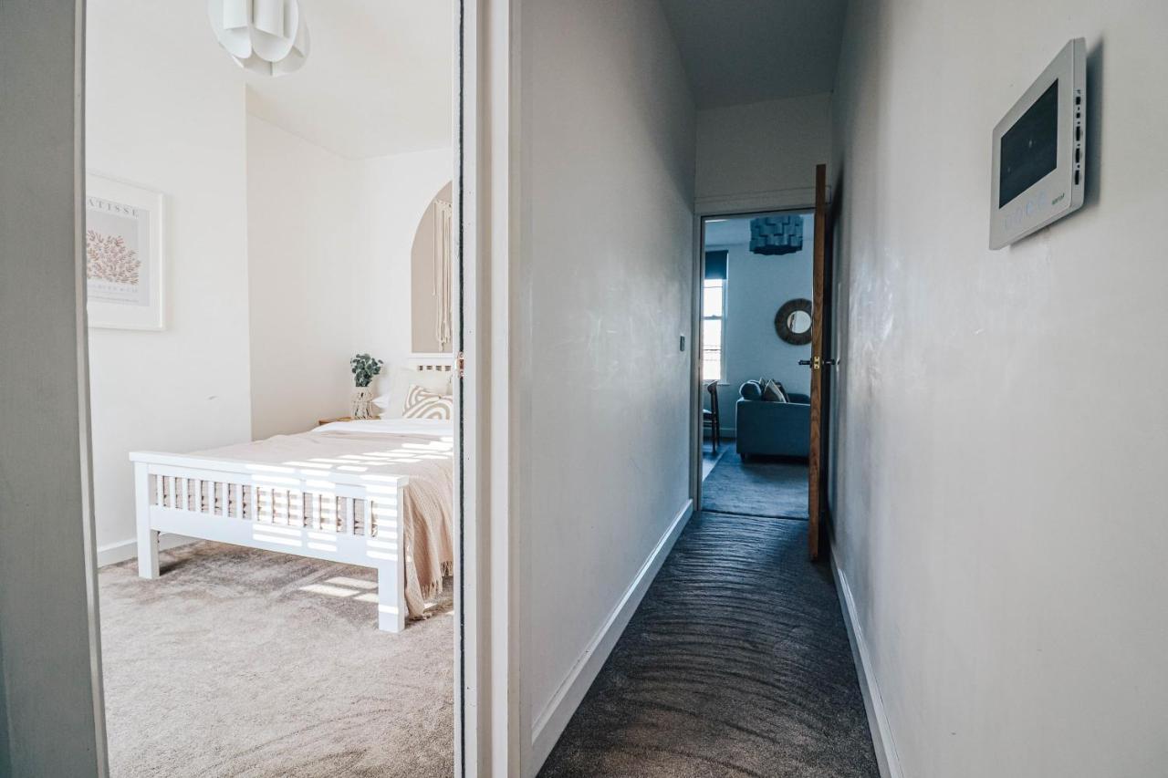 Principality View Apartment Two, By Solace Stays Cardiff Kültér fotó