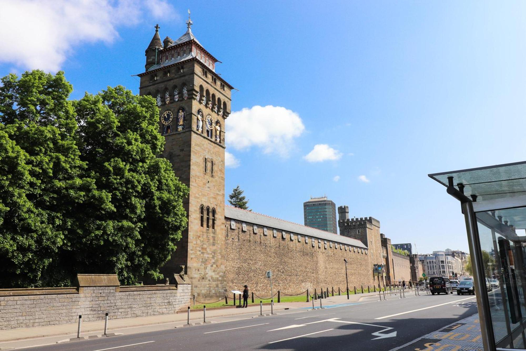 Principality View Apartment Two, By Solace Stays Cardiff Kültér fotó